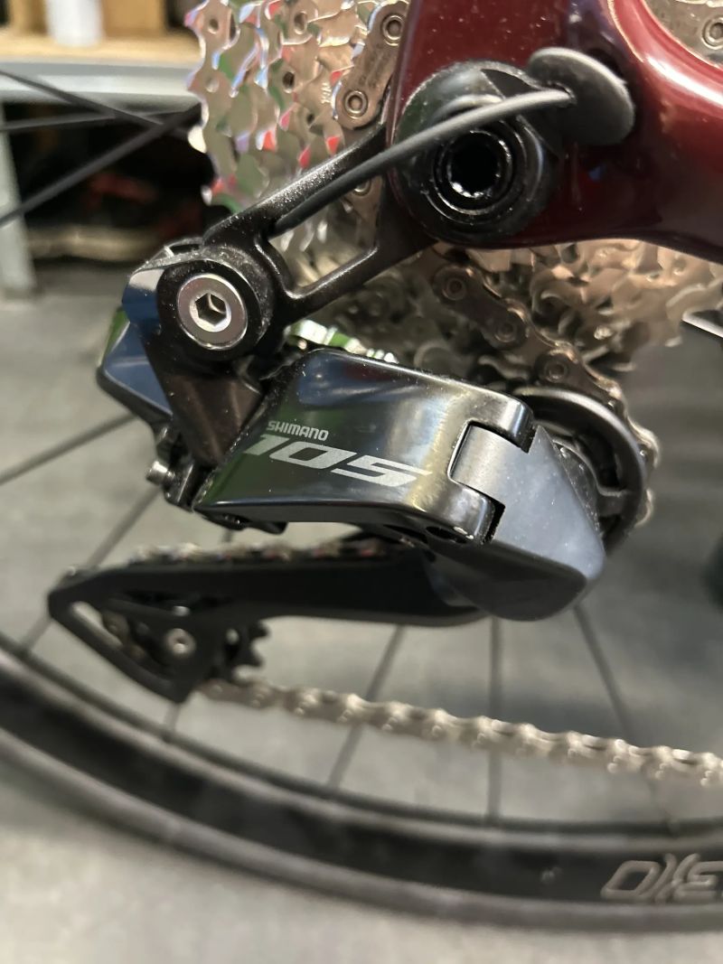 Shimano 105 Di2 sada