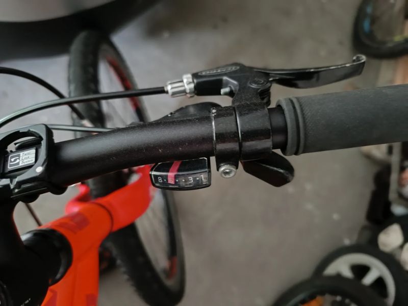 Sourozenecká kola Fly 