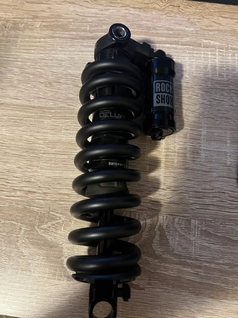 Prodám Rockshox super delux select 225x75 