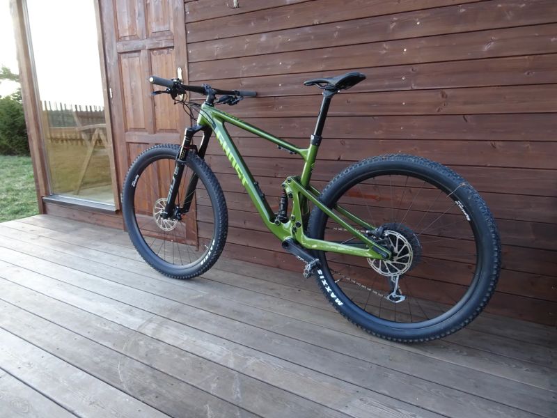 Ghost Lector FS Universal 120/120 - vel.M, koupen nový 28.5.2025, najeto 100 km