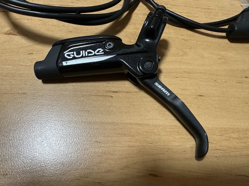 Brzdy SRAM GUIDE T, čtyřpístkové, zánovní