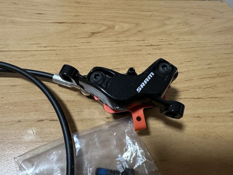 Brzdy SRAM GUIDE T, čtyřpístkové, zánovní