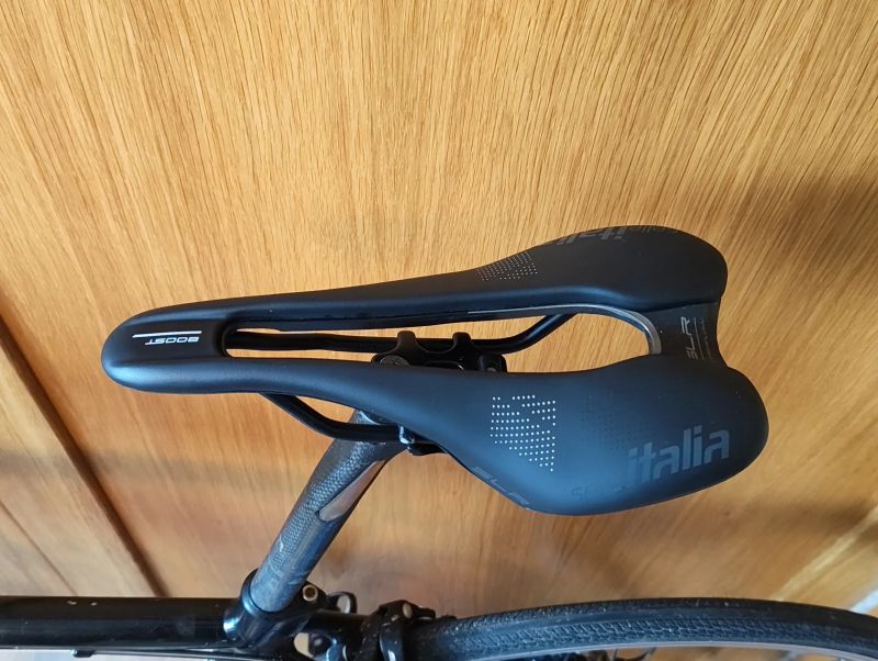 Mega balíček - Specialized Allez Pro + spousta dílů