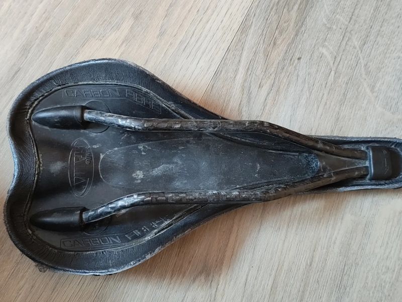 Mega balíček - Specialized Allez Pro + spousta dílů