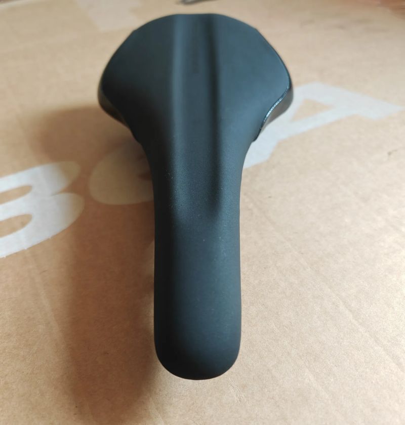 OnOff řídítka, představec, sedlovka, gripy a sedlo Selle Royal