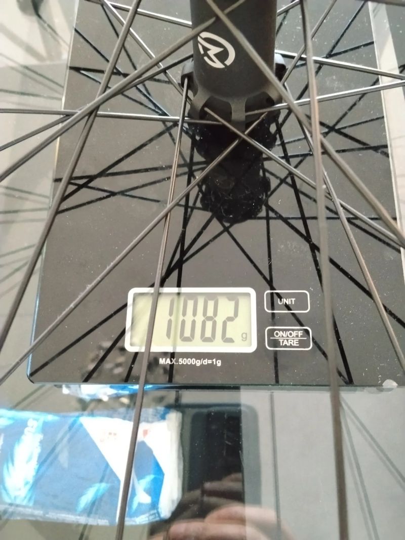 predne 29" boost 15x110 Moon koleso