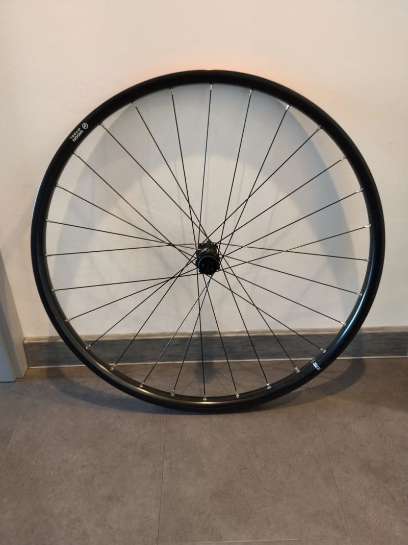 predne 29" boost 15x110 Moon koleso