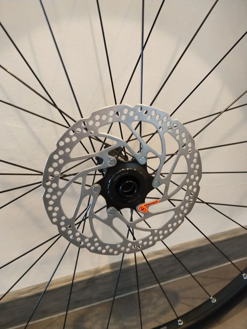 predne 29" boost 15x110 Moon koleso