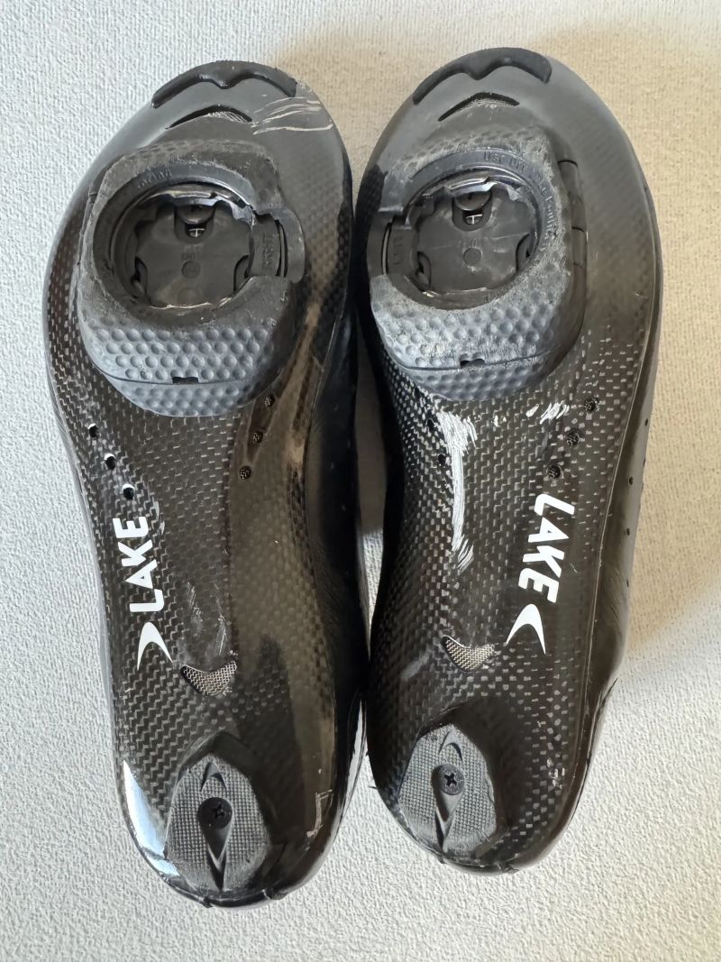 Silniční tretry LAKE CX332 černo/ stříbrné velikost 43