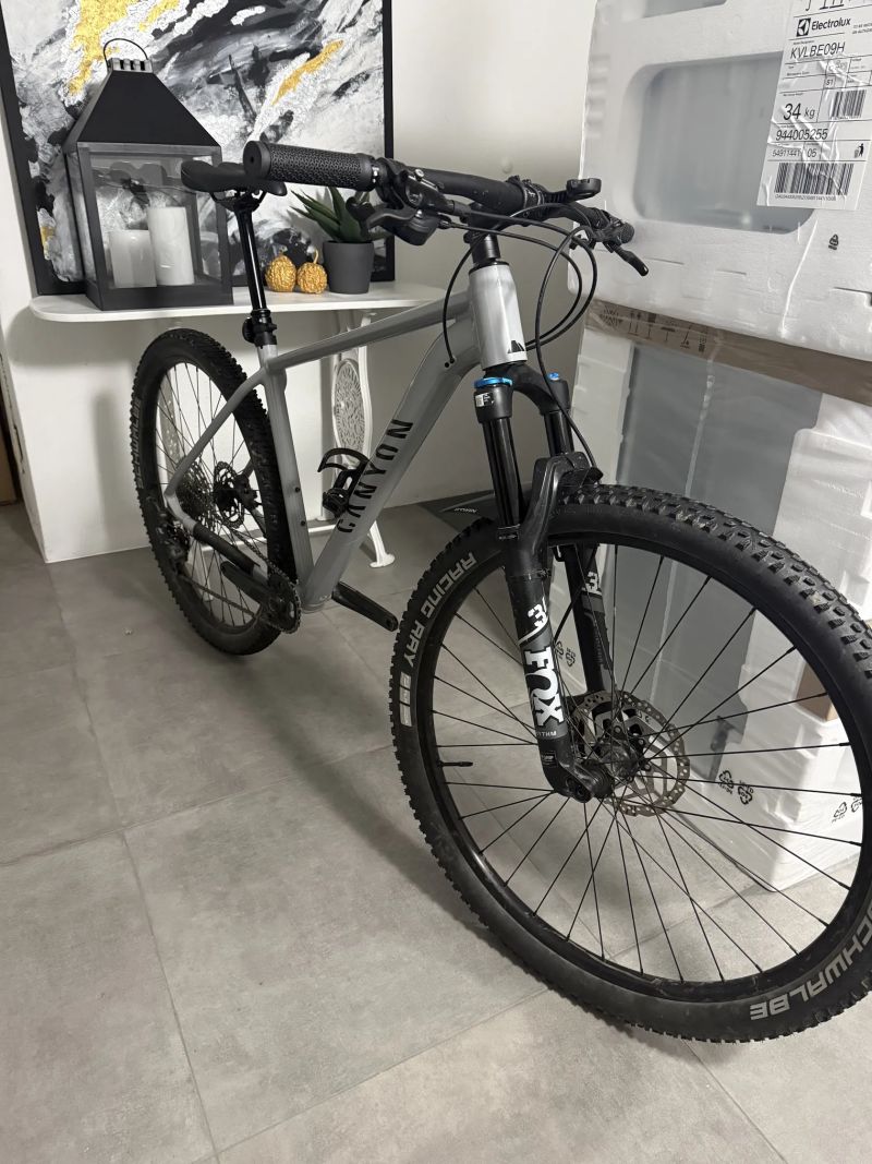 Canyon Grand Canyon AL 8 (2022) – Fox 34, XT, servis, velmi dobrý stav
