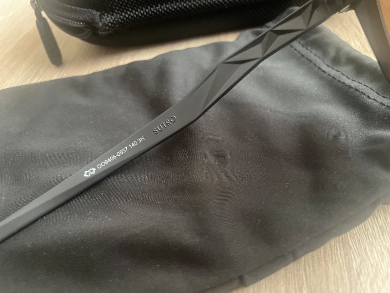 Oakley Sutro Matte Carbon/Prizm 24K