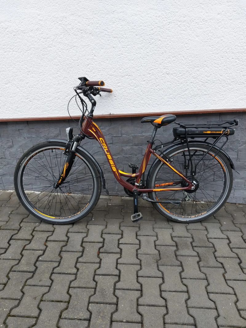 Crussis Crussis e-Country 5.6 | 576 Wh | TOP stav