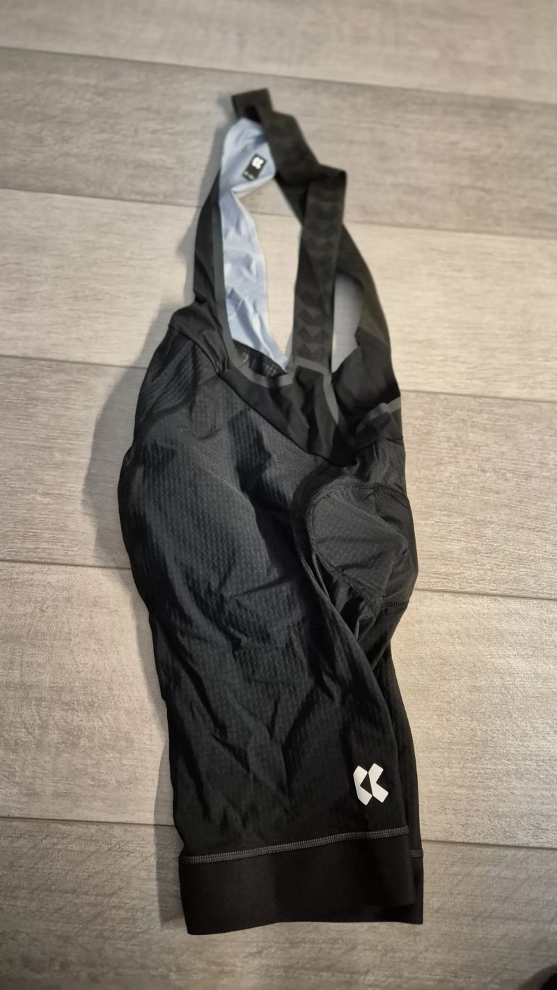 Kalas dres + kratasy, Passion Z6, vel 3/3+, neježděné