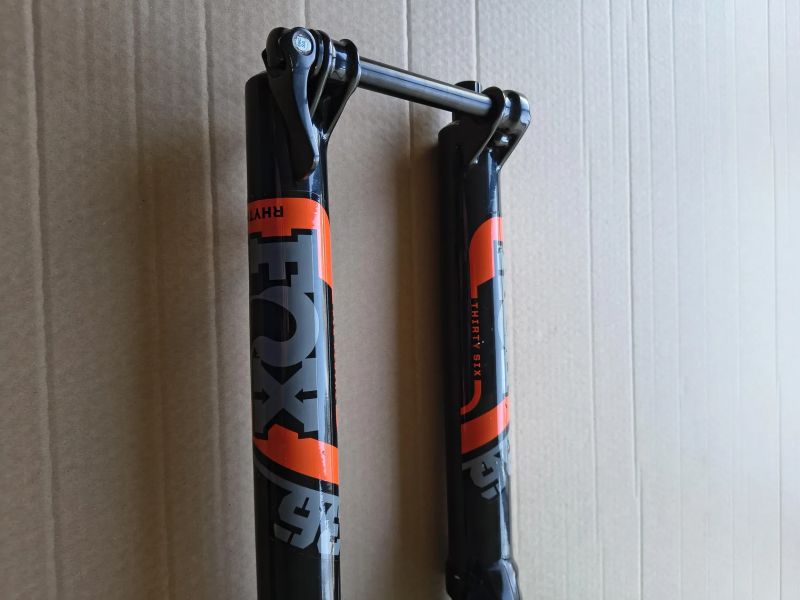 FOX Rhythm 36, 160mm, FIT GRIP