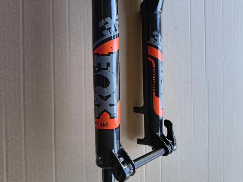 FOX Rhythm 36, 160mm, FIT GRIP