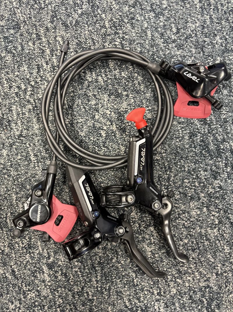 Sram Level Ultimate Stealth