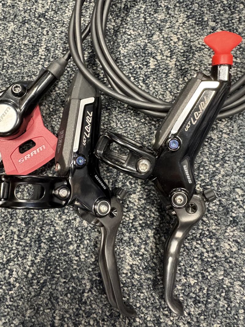 Sram Level Ultimate Stealth