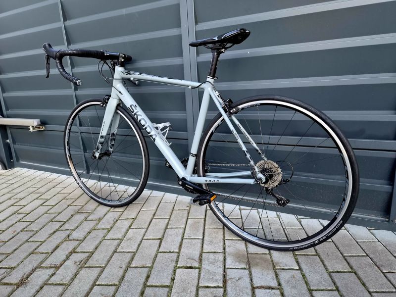 (58) Silniční kolo Škoda Road Zánovní 9,6kg 