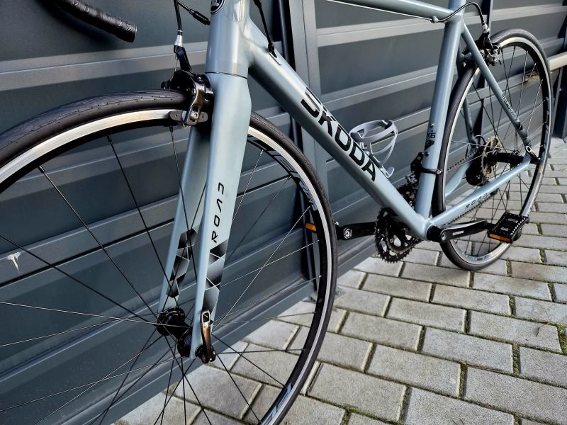 (58) Silniční kolo Škoda Road Zánovní 9,6kg 
