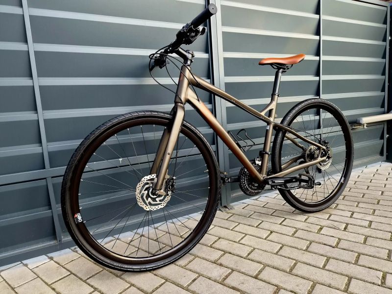 (59)Trekingové hliníkové kolo Lapierre