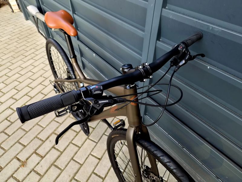 (59)Trekingové hliníkové kolo Lapierre