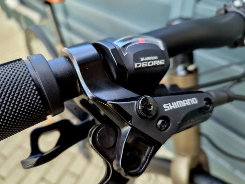 (59)Trekingové hliníkové kolo Lapierre