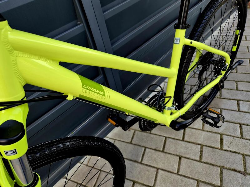 (60)Dámské/Dívčí Crossové/Trekingové kolo Lapierre