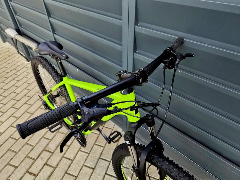 (61)Horské hliníkové kolo Cube 29"