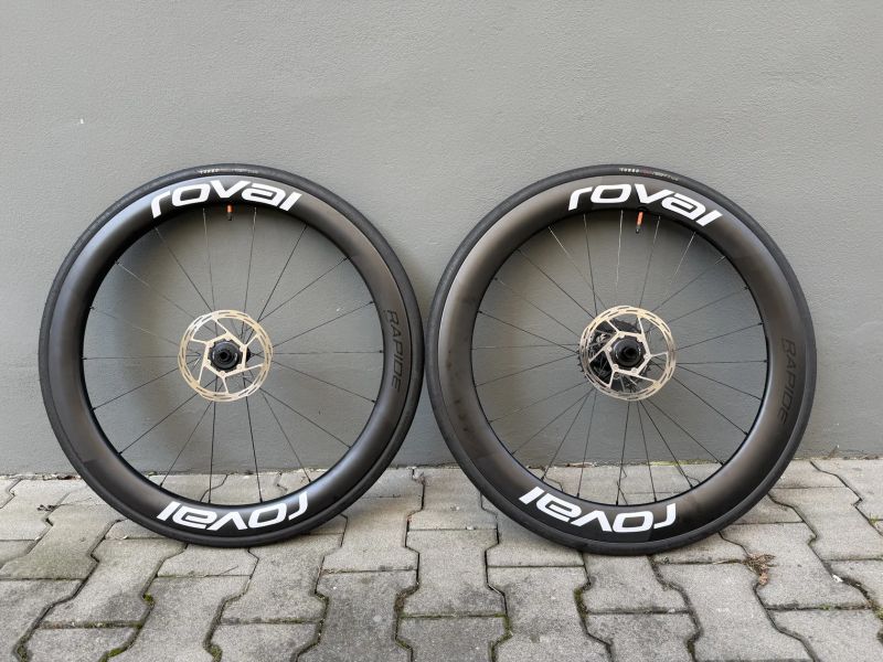 Zapletená kola Roval Rapide CLII