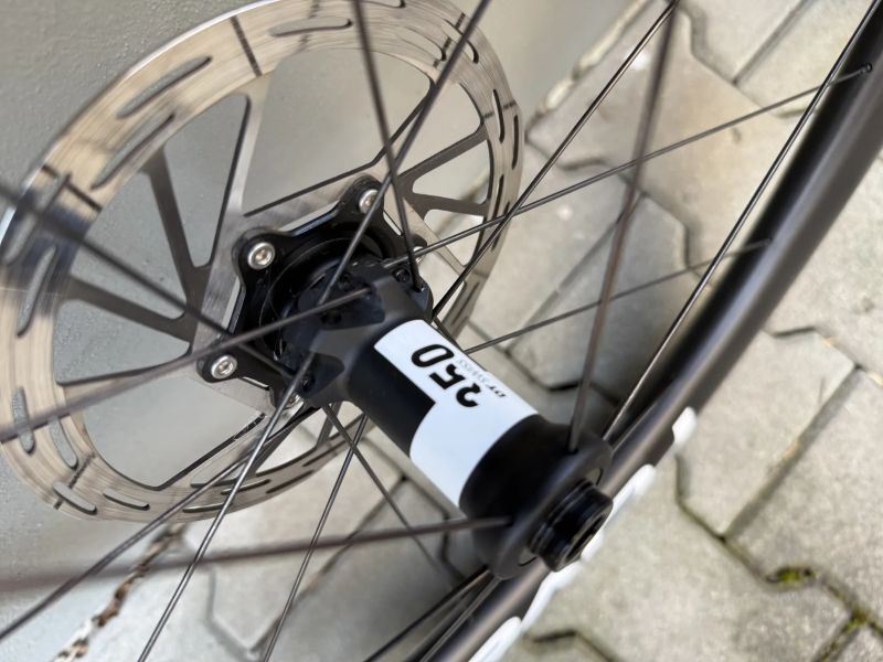 Zapletená kola Roval Rapide CLII