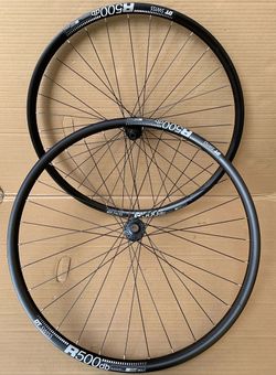 Gravel kola DT SWISS R 500 + SHIMANO RS470 CL - 2050 g