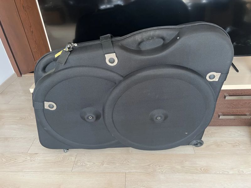 Prodám cestovní kufr na kolo do letadla 