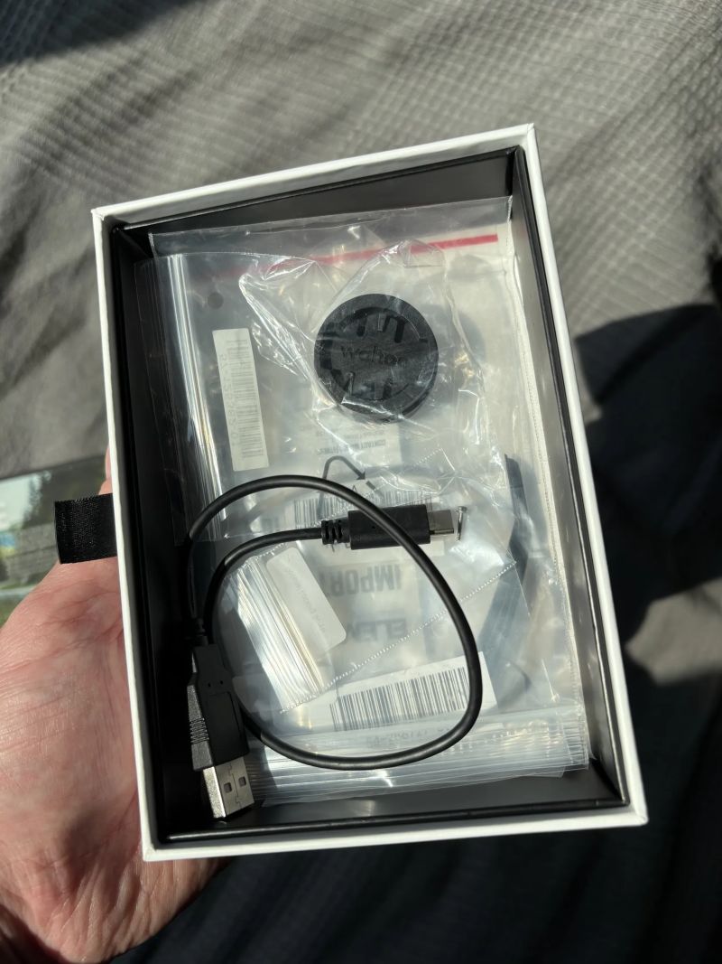 Wahoo ELEMNT BOLT v2 (barevný displej) – Stav nového