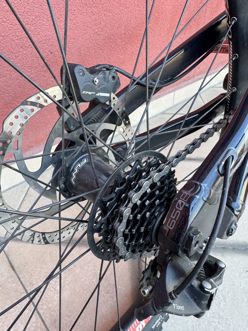 YT Tues 2016 AL 27.5 (M) – Po servisu