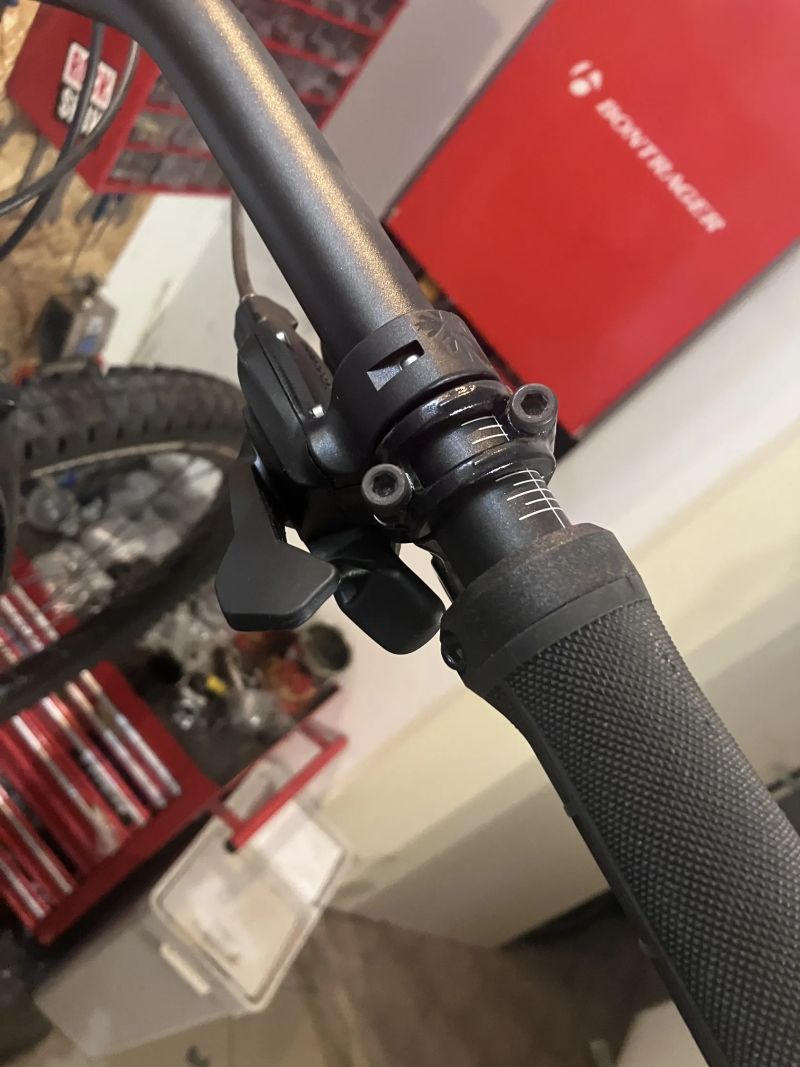 Mondraker Raze black/dirty white