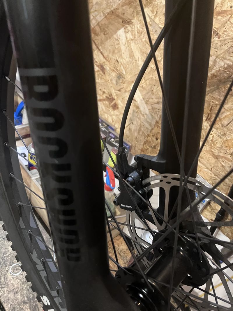 Mondraker Raze black/dirty white