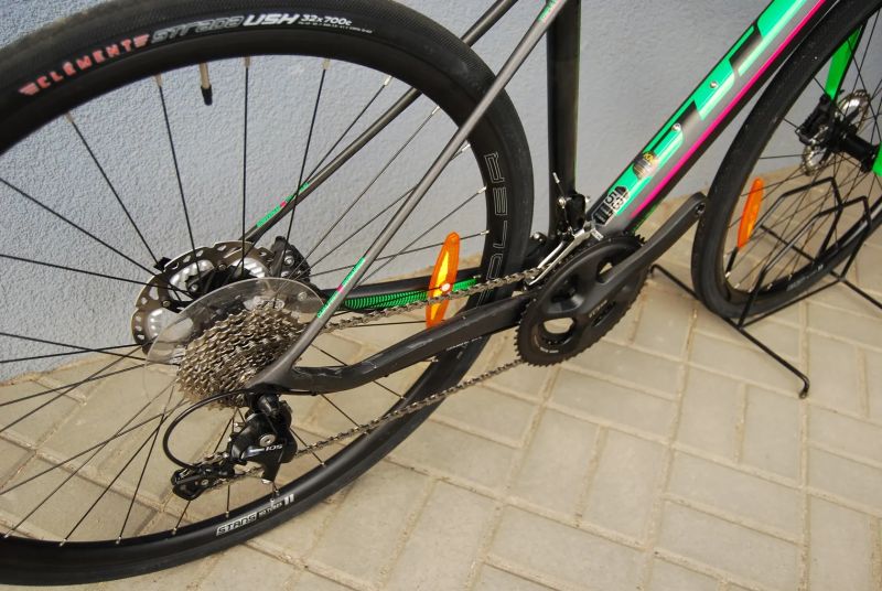 GT Grade Carbon 53CM