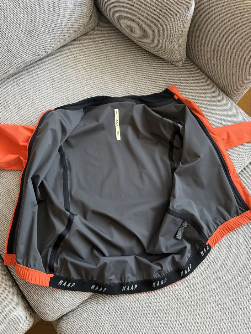 Cyklistická bunda MAAP (Polartec® NeoShell)