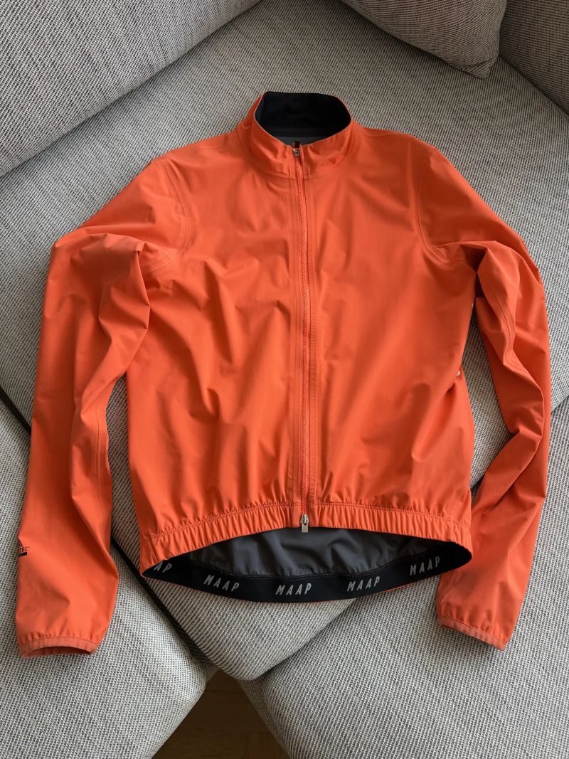 Cyklistická bunda MAAP (Polartec® NeoShell)