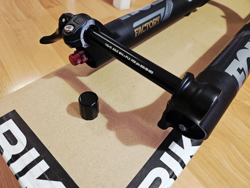 Nová FOX Float 38 Factory Fit Grip X2 Evol Kashima 170mm 29" 2026