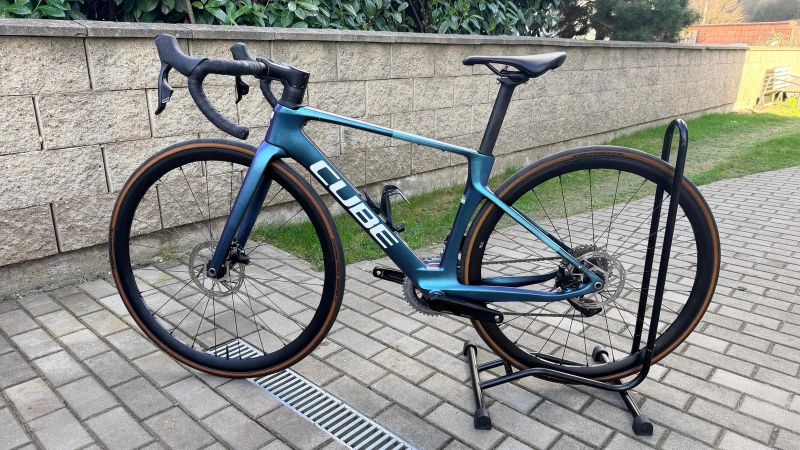 Cube CUBE AXIAL WS C:62 SLX, vel 47