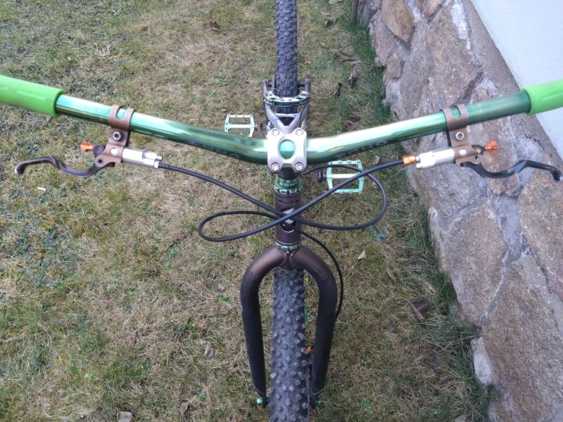 Trialové kolo Echo Zoo 26