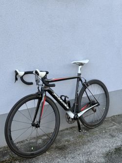 Prodám karbonové silniční kolo Dedacciai