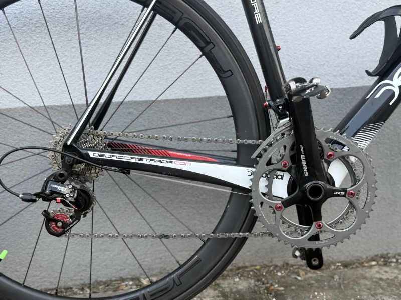 Prodám karbonové silniční kolo Dedacciai