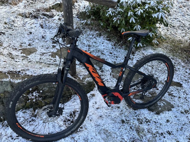 KTM Macina race 273