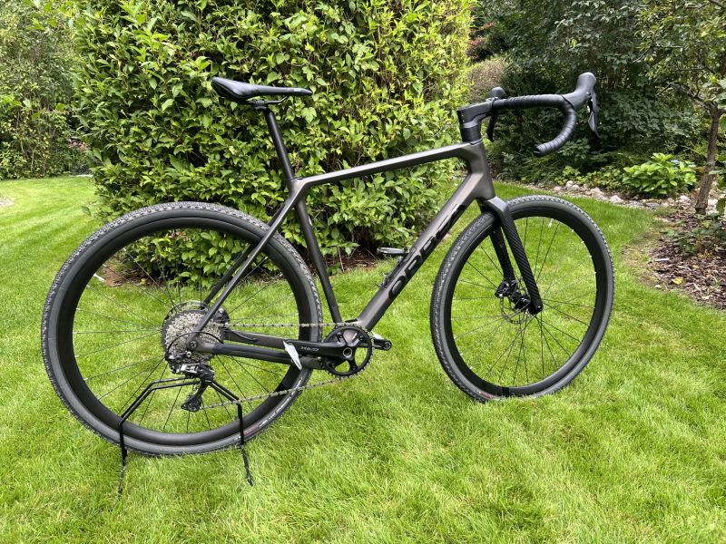 Orbea Terra M30 Team 1X – karbonový gravel, téměř nový - 400 km