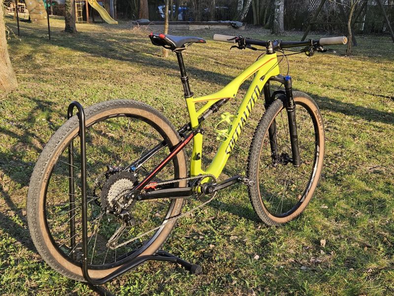 Specialized Epic Comp Carbon