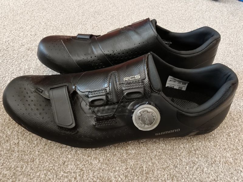 Tretry Shimano SH-RC500 černé 