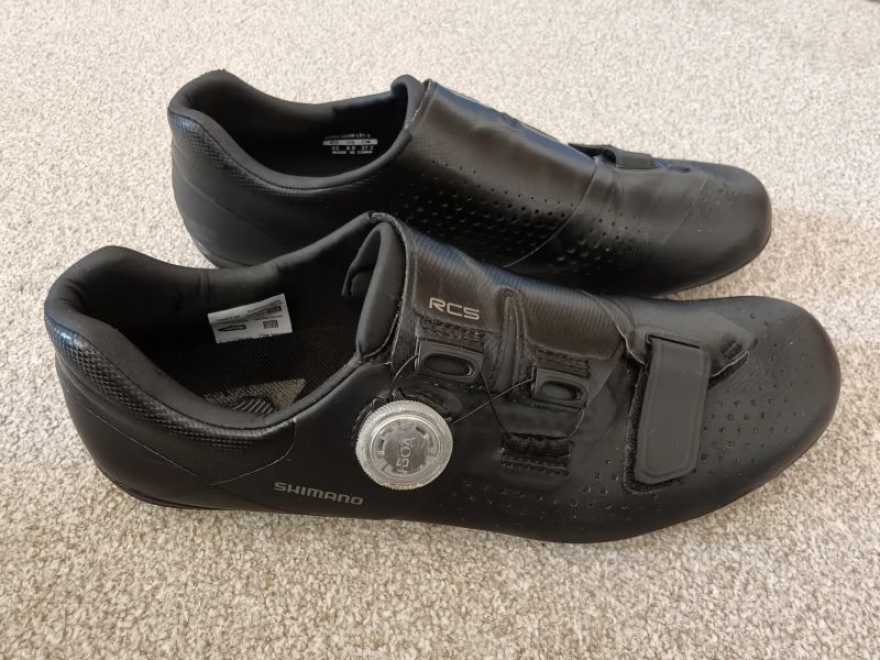 Tretry Shimano SH-RC500 černé 