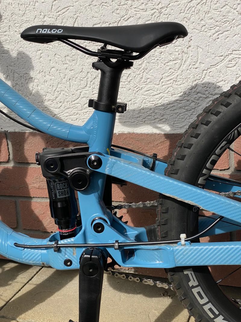 Naloo Mountain Jack 20, top dětské celopéro